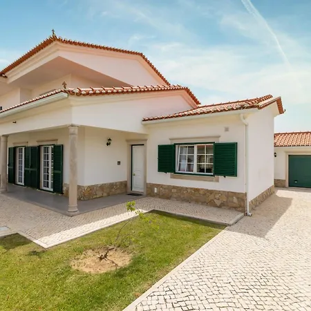 Fuer 12 Personen In Ribamar Holiday home
